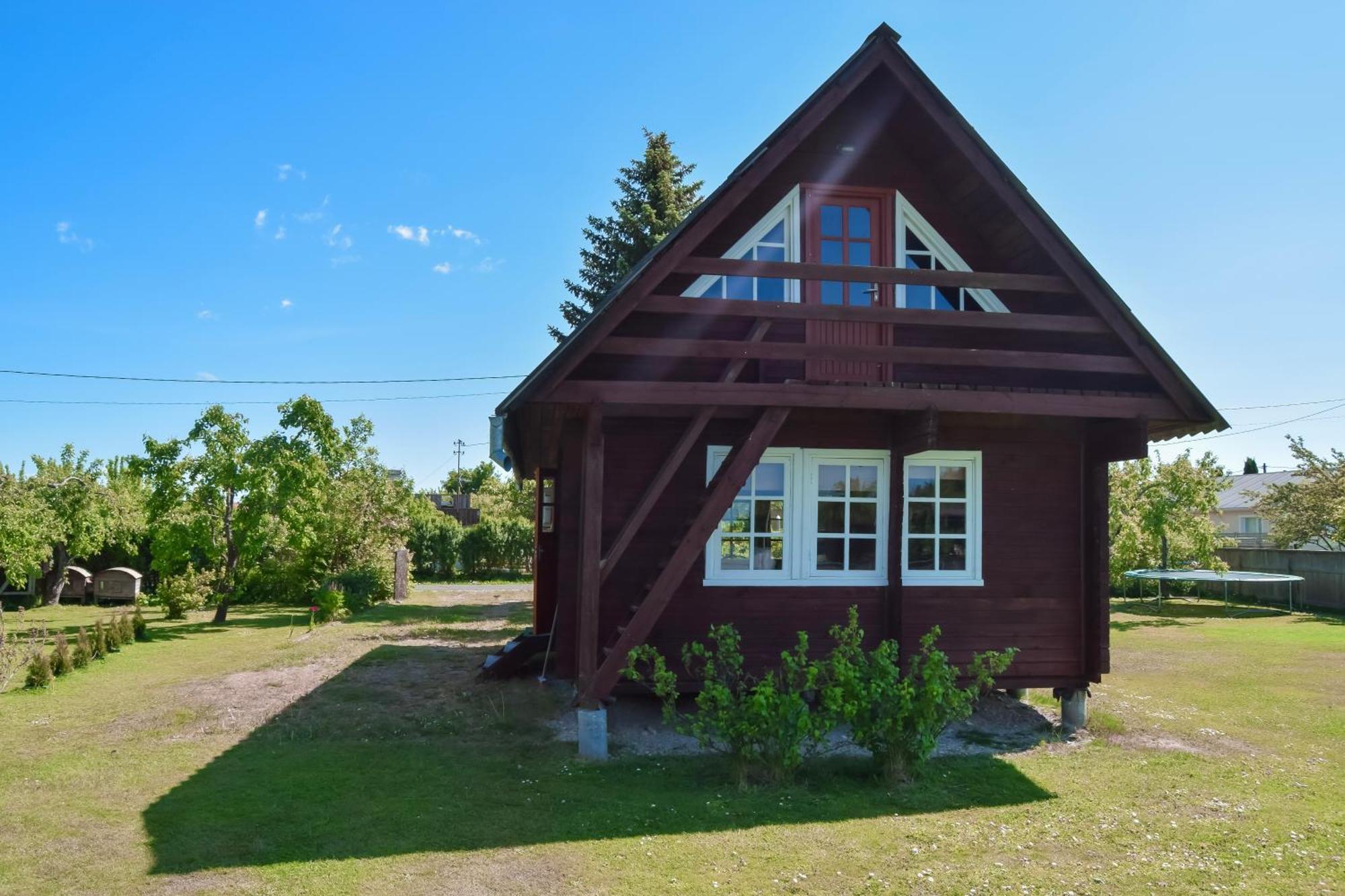 Papli Suvemajake Haapsalu Exterior photo